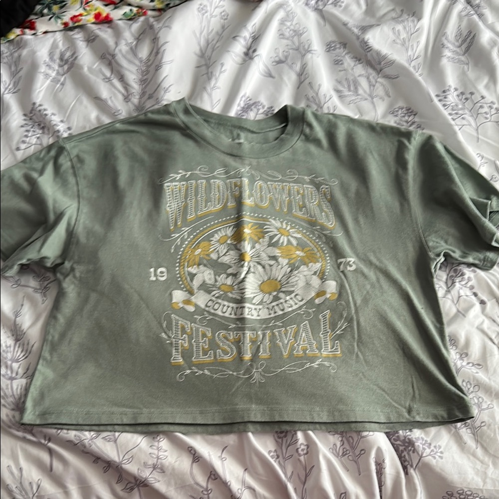 Wildflowers Festival Graphic Crop Top - Green
